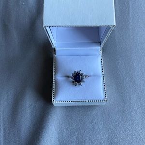 9kt yellow gold sapphire and zirconium ring size 5.5